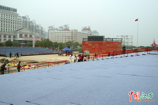金雞百花電影節(jié)星光大道及看臺搭建近尾聲(組圖)
